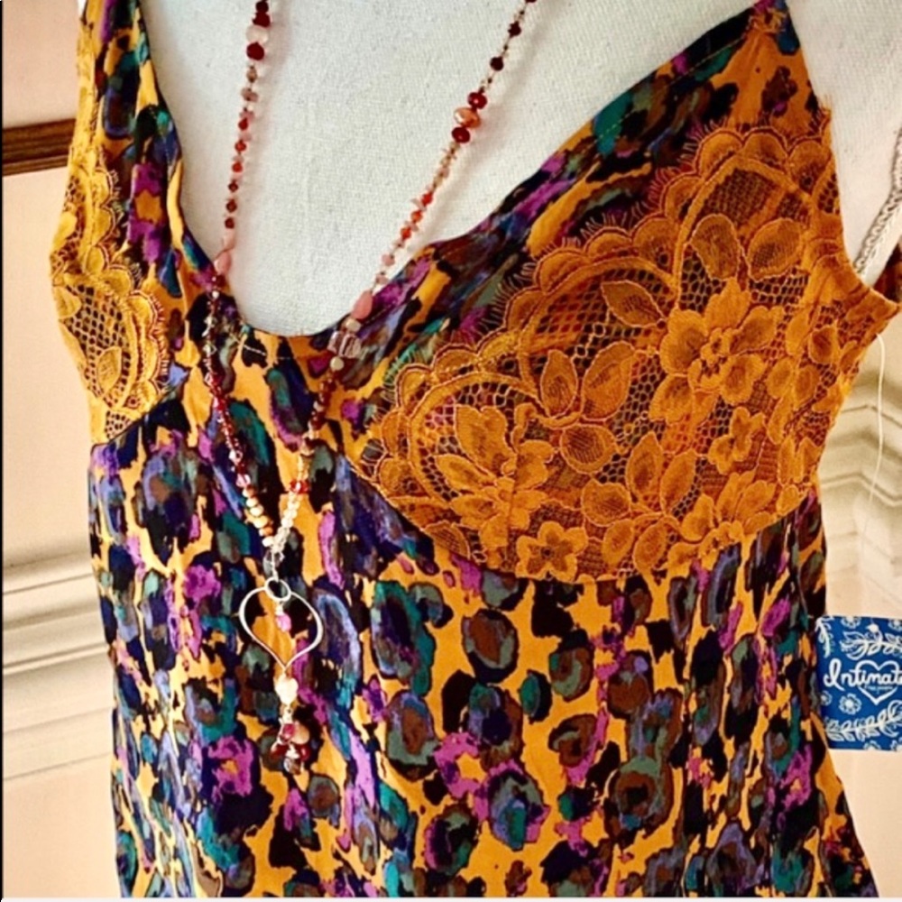 🌺🎉HP🎉🌺 NWT Free People Little Dream Lace Camisole - Picture 7 of 14